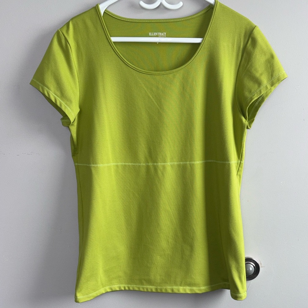 NEW! Ellen Tracy Lime Green Short Sleeve Tee